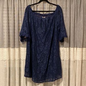 XXL Lace, Navy blue dress.